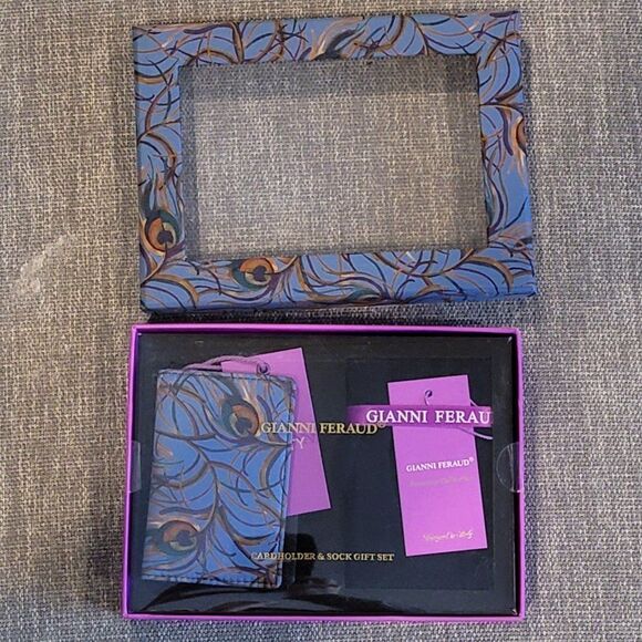 Gianni Feraud Cardholder & Socks Gift Set - Picture 7 of 9